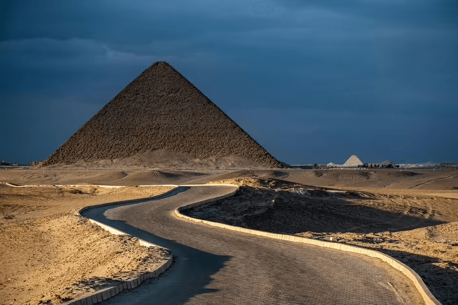 4,000-Year-Old Egyptian Pyramid Opened: A Powerful Discovery or a Curse Unleashed?